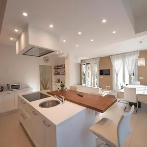Housmart Berengario 22 Bologna